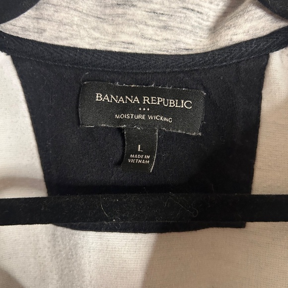 Banana Republic Men's Moisture Wicking Grey Quarter Zip Size Large - Picture 2 of 5
